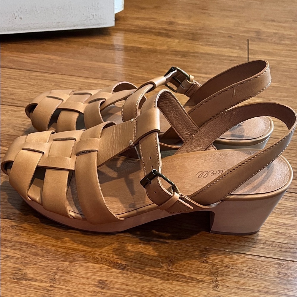 The Fisherman Sandal Clog size 10 Desert Camel - Picture 8 of 8